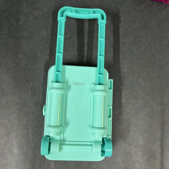 8 Doll Accessories Travel Lot Rolling‎ Luggage,Purse,Backpack,Toothbrush Set Etc - Picture 4 of 12